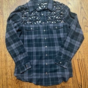 Millau Size Small Skull top